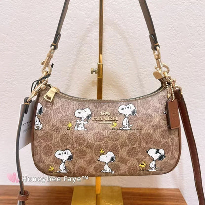 Coach X Peanuts Teri Shoulder Bag In Signature Canvas Snoopy Print CBJ88